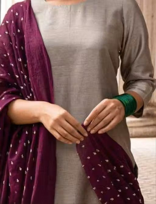 Women Embrodery Work Kurta Set