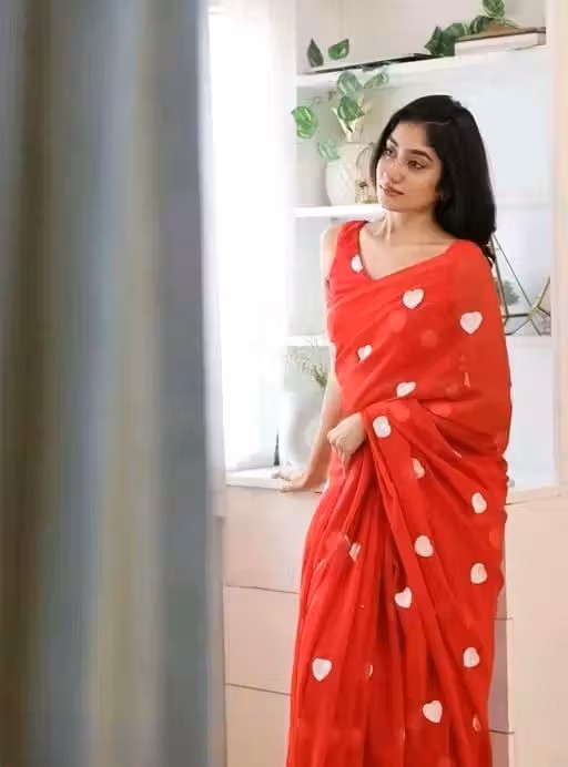 Equisite Georgette Embroidery Work Saree