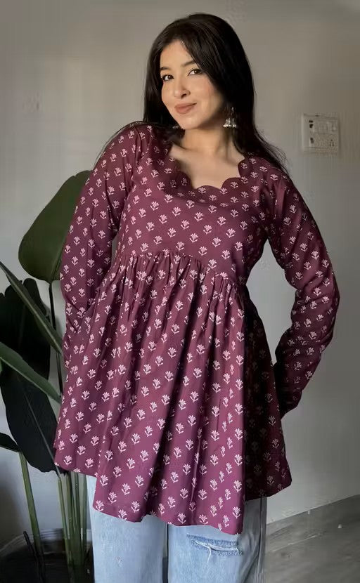 Printed short top Peplum Top