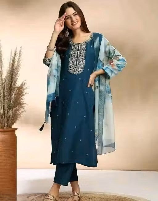 Fancy Rayon Slub Kurta Set For Women With Dupatta