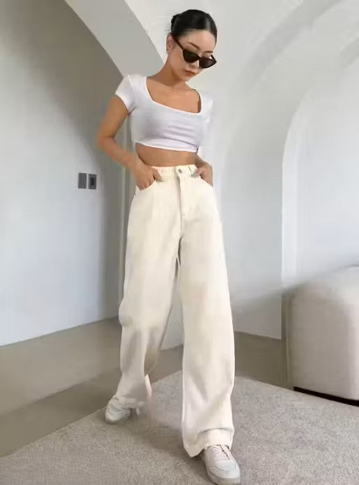 Stylish Graceful Women Jeans