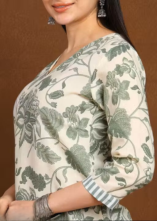 Women Floral Printed Rayon Straight Top