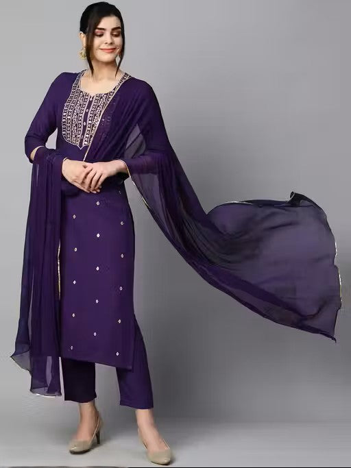 Women Stylish Purple Embroidered pure cotton slim fit kurta set