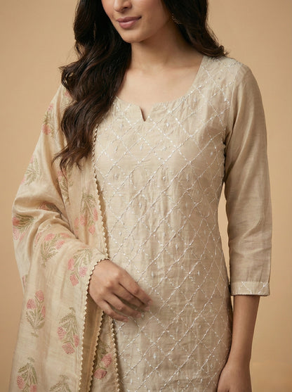 Women's Embroidered Kurta Pant Set With Dupatta