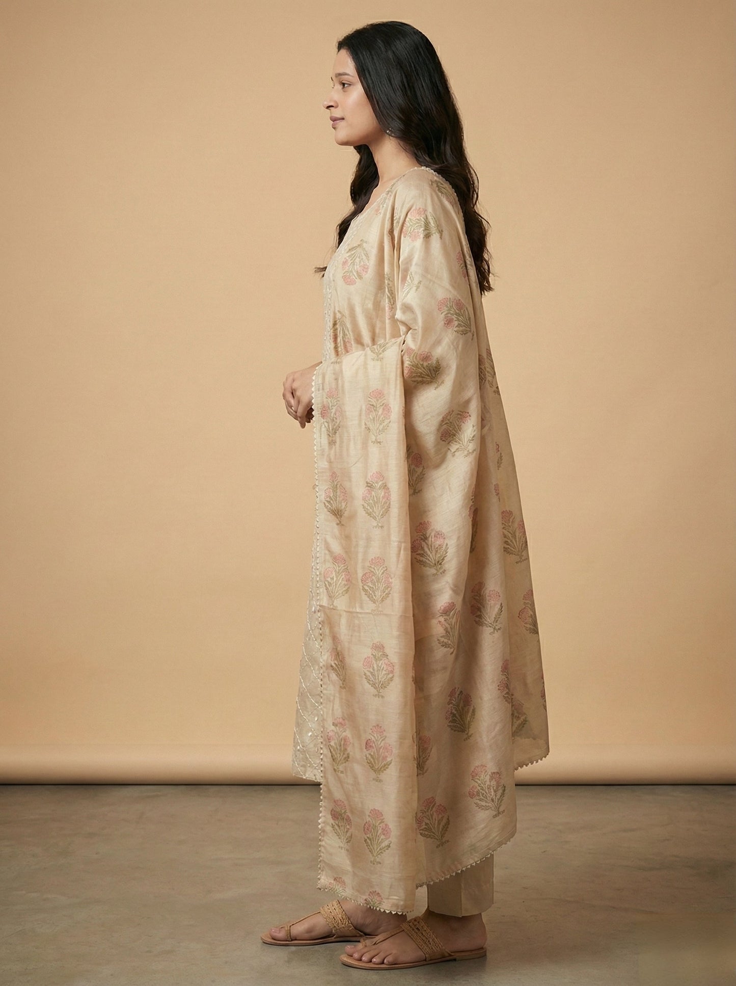 Women's Embroidered Kurta Pant Set With Dupatta