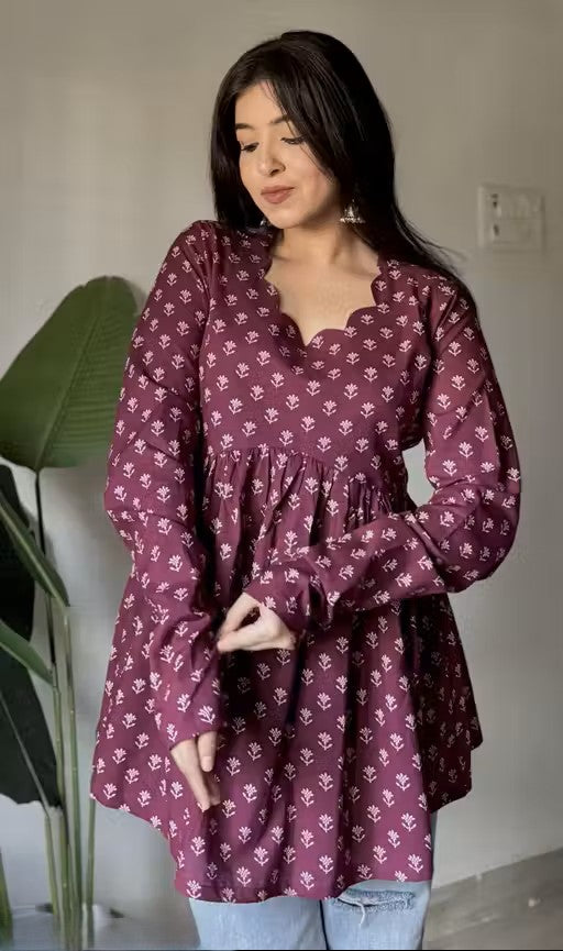 Printed short top Peplum Top