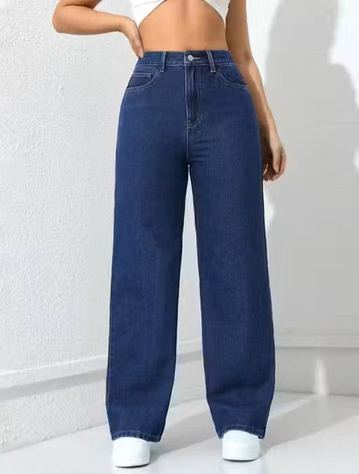 loose fit blue jeans